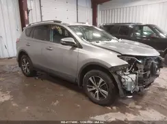 JTMRFREV8JD244360 2018 TOYOTA RAV 4