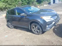 JTMRFREV8JD250174 2018 TOYOTA RAV 4
