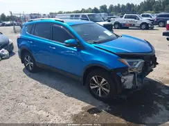 JTMRFREV8JJ190561 2018 TOYOTA RAV 4