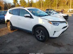 JTMRFREV8JJ206189 2018 TOYOTA RAV 4