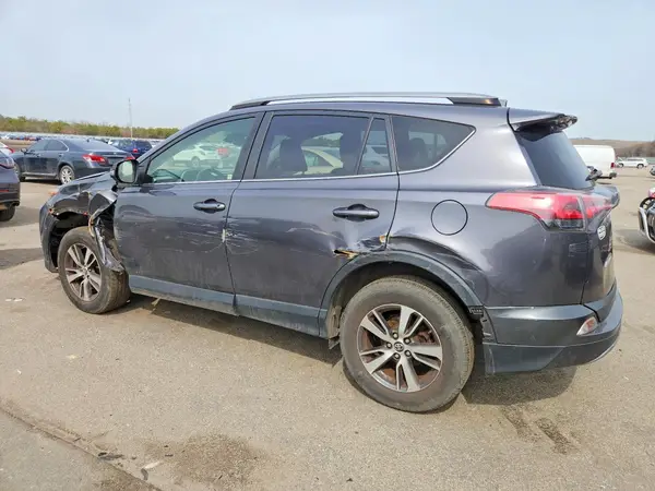 JTMRFREV8JJ213305 2018 TOYOTA RAV 4 - Image 2