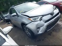 JTMRFREV8JJ226801 2018 TOYOTA RAV 4