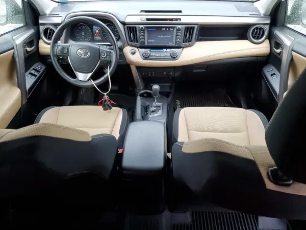 JTMRFREV8JJ231738 2018 TOYOTA RAV 4 - Image 8