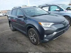 JTMRFREV8JJ233764 2018 TOYOTA RAV 4