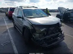 JTMRFREV8JJ252606 2018 TOYOTA RAV 4