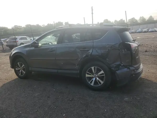 JTMRFREV8JJ724285 2018 TOYOTA RAV 4 - Image 2