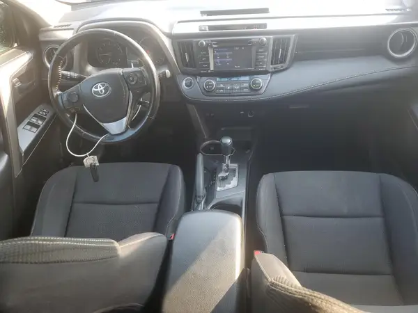 JTMRFREV8JJ724285 2018 TOYOTA RAV 4 - Image 8