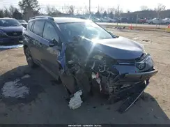 JTMRFREV8JJ739093 2018 TOYOTA RAV 4