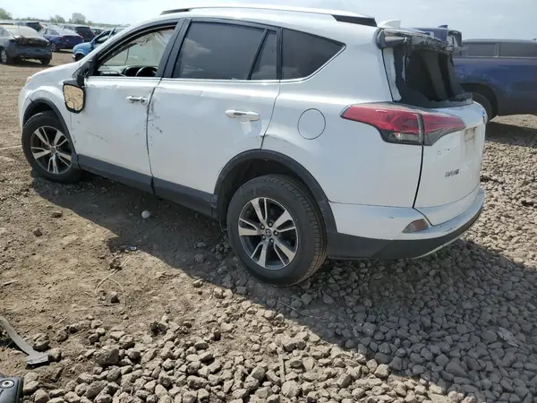 JTMRFREV9GJ094446 2016 TOYOTA RAV 4 - Image 2