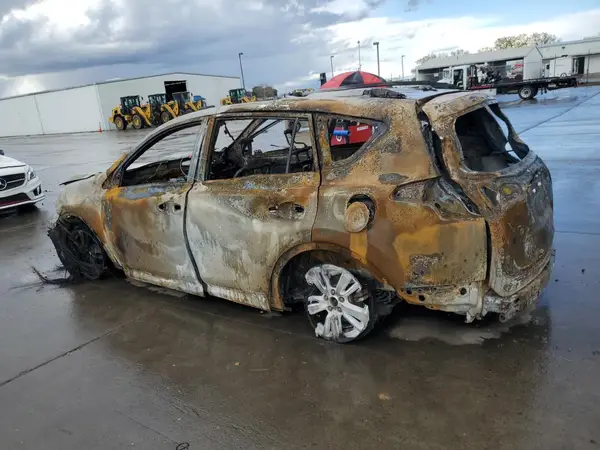 JTMRFREV9HJ105821 2017 TOYOTA RAV 4 - Image 2