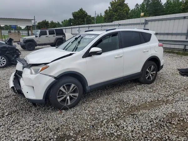 JTMRFREV9HJ133277 2017 TOYOTA RAV 4 - Image 1