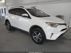 JTMRFREV9HJ166585 2017 TOYOTA RAV 4