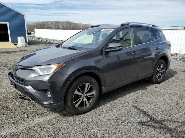 JTMRFREV9HJ169552 2017 TOYOTA RAV 4 - Image 1