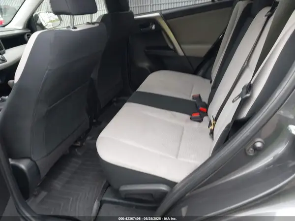 JTMRFREV9HJ703746 2017 TOYOTA RAV 4 - Image 8