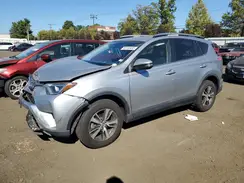 JTMRFREV9JD232430 2018 TOYOTA RAV 4