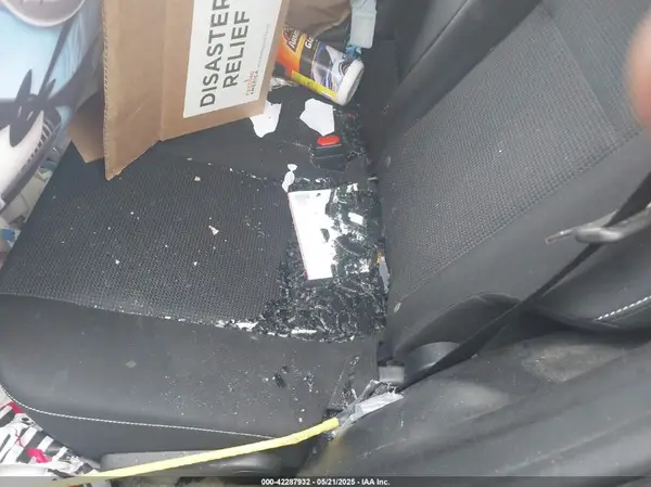 JTMRFREV9JD255903 2018 TOYOTA RAV 4 - Image 8