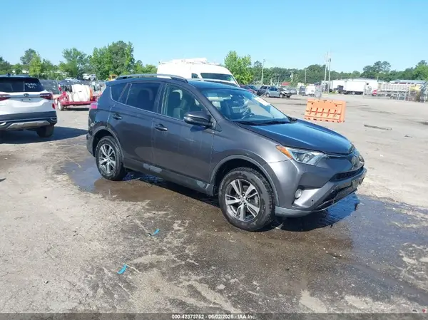 JTMRFREV9JJ178922 2018 TOYOTA RAV 4 - Image 1