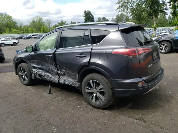 JTMRFREV9JJ734503 2018 TOYOTA RAV 4 - Image 2