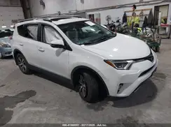 JTMRFREV9JJ739233 2018 TOYOTA RAV 4