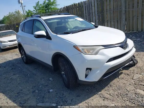 JTMRFREVXGJ061164 2016 TOYOTA RAV 4 - Image 1