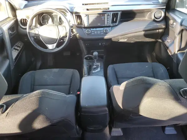 JTMRFREVXGJ068602 2016 TOYOTA RAV 4 - Image 8