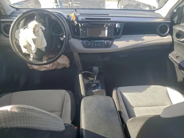 JTMRFREVXHD200032 2017 TOYOTA RAV 4 - Image 8