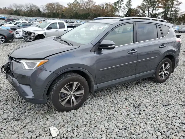 JTMRFREVXHD209152 2017 TOYOTA RAV 4 - Image 1