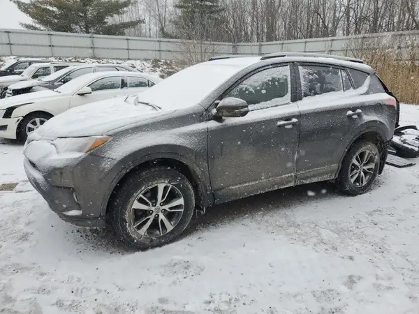 JTMRFREVXHJ113586 2017 TOYOTA RAV 4 - Image 1