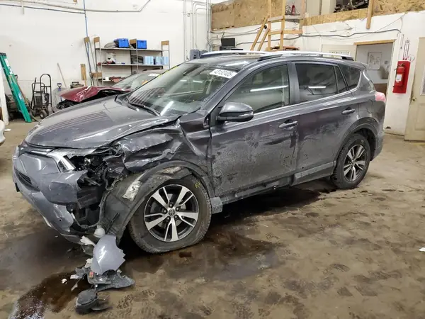 JTMRFREVXHJ119193 2017 TOYOTA RAV 4 - Image 1
