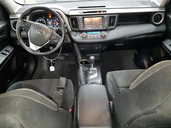 JTMRFREVXHJ119193 2017 TOYOTA RAV 4 - Image 8