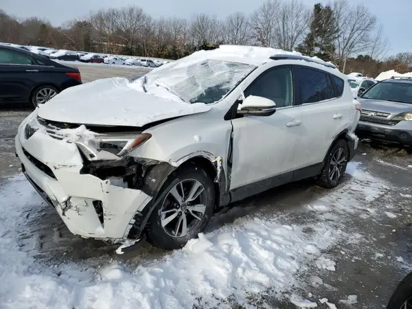 JTMRFREVXHJ136639 2017 TOYOTA RAV 4 - Image 1