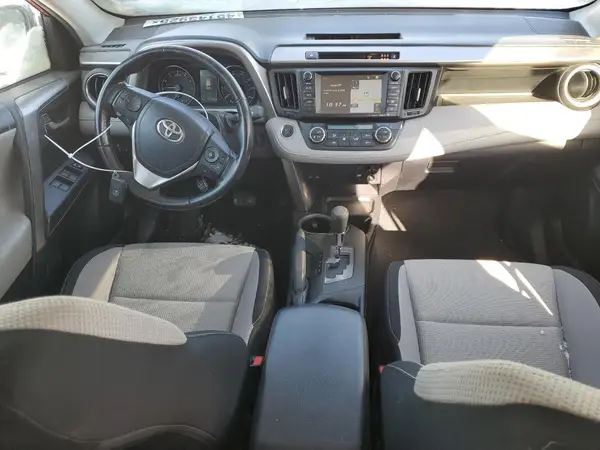JTMRFREVXHJ170225 2017 TOYOTA RAV 4 - Image 8