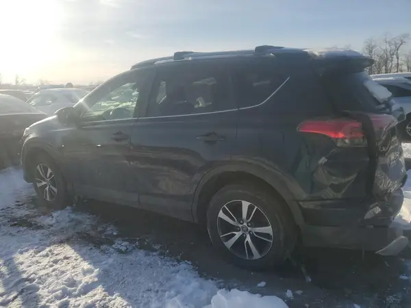 JTMRFREVXHJ707157 2017 TOYOTA RAV 4 - Image 2