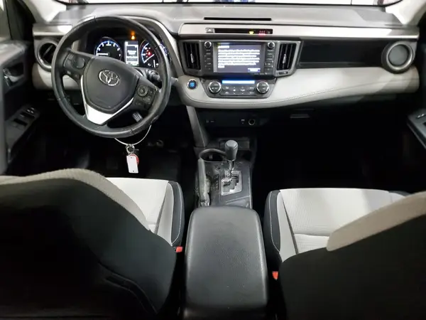 JTMRFREVXJD222263 2018 TOYOTA RAV 4 - Image 8