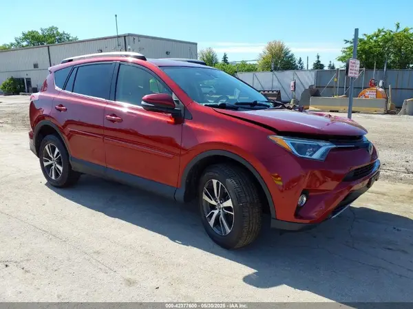 JTMRFREVXJD227768 2018 TOYOTA RAV 4 - Image 1