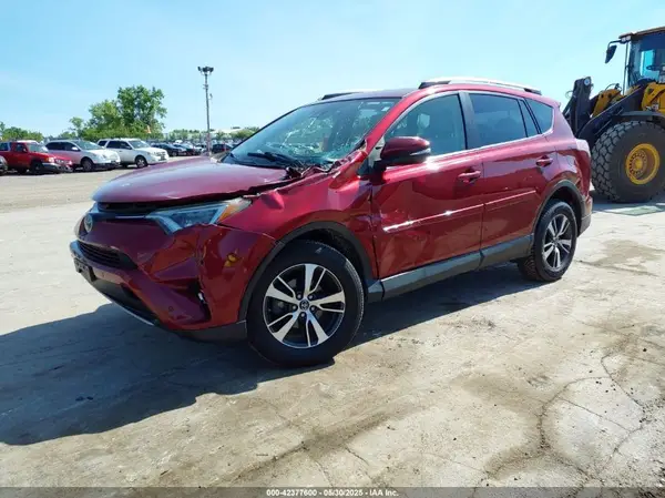 JTMRFREVXJD227768 2018 TOYOTA RAV 4 - Image 2