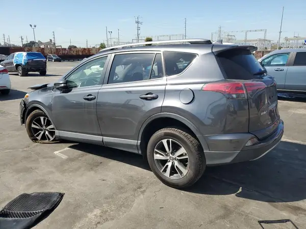 JTMRFREVXJD251679 2018 TOYOTA RAV 4 - Image 2