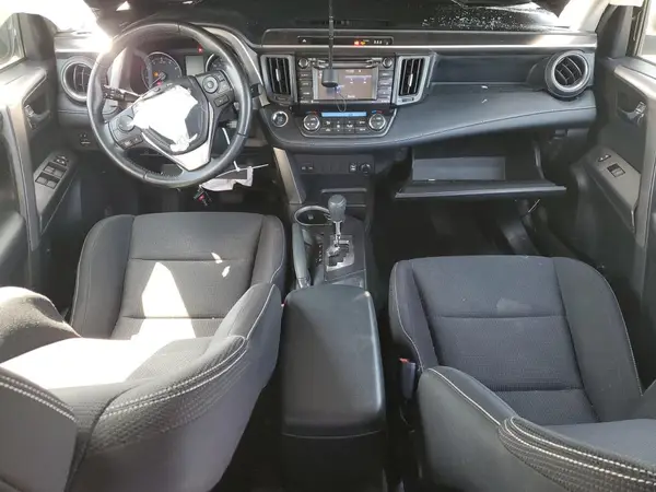 JTMRFREVXJD251679 2018 TOYOTA RAV 4 - Image 8