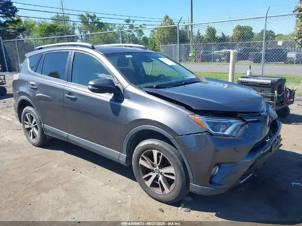 JTMRFREVXJJ179559 2018 TOYOTA RAV 4 - Image 1
