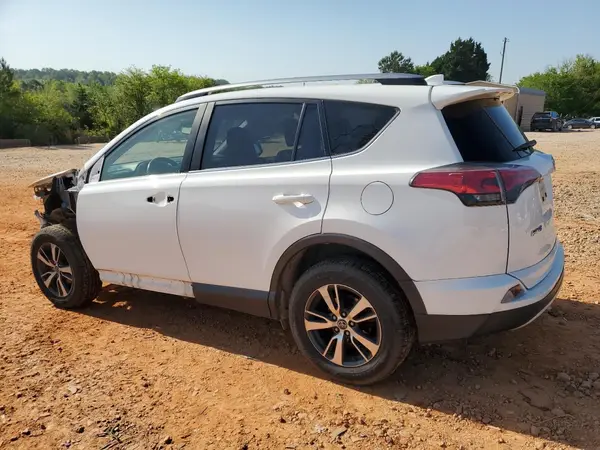 JTMRFREVXJJ179934 2018 TOYOTA RAV 4 - Image 2