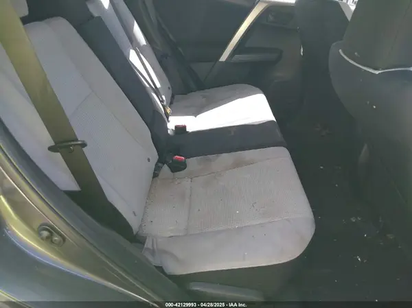 JTMRFREVXJJ184101 2018 TOYOTA RAV 4 - Image 8