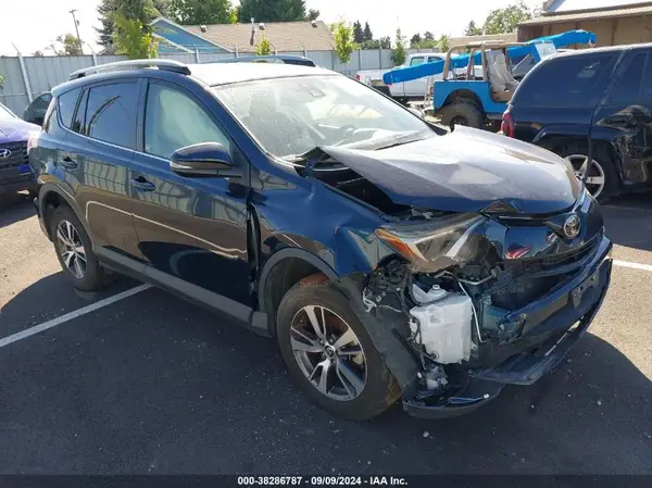 JTMRFREVXJJ239646 2018 TOYOTA RAV 4 - Image 1