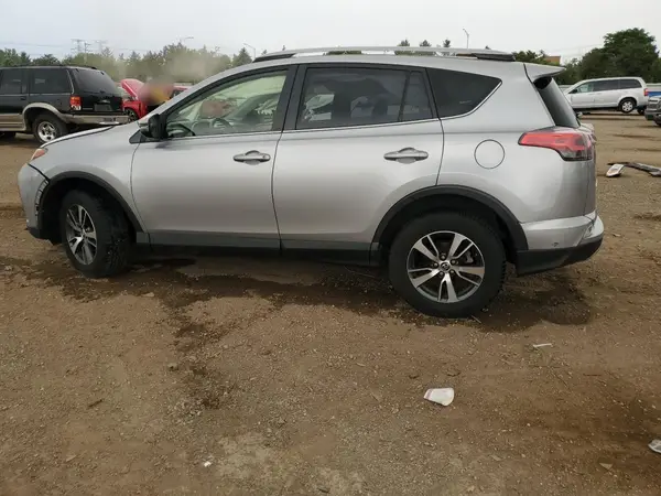 JTMRFREVXJJ241669 2018 TOYOTA RAV 4 - Image 2
