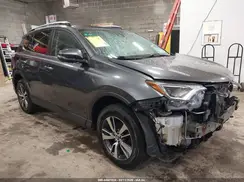 JTMRFREVXJJ721579 2018 TOYOTA RAV 4
