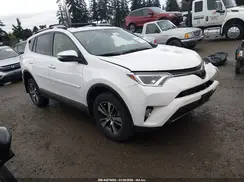 JTMRFREVXJJ724028 2018 TOYOTA RAV 4