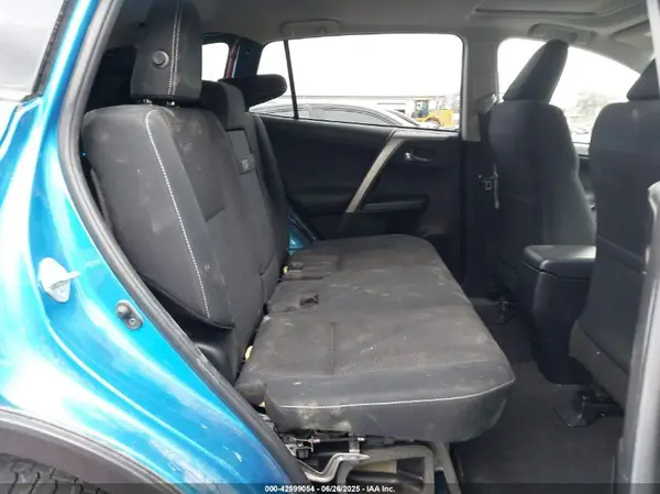 JTMRJREV0GD037159 2016 TOYOTA RAV 4 - Image 8