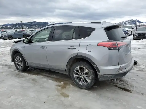 JTMRJREV0HD071670 2017 TOYOTA RAV 4 - Image 2