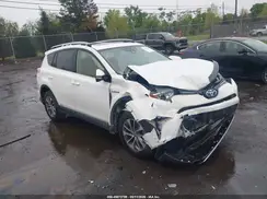 JTMRJREV0HD088968 2017 TOYOTA RAV 4