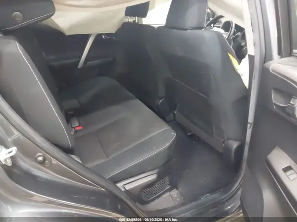 JTMRJREV0HD150918 2017 TOYOTA RAV 4 - Image 8