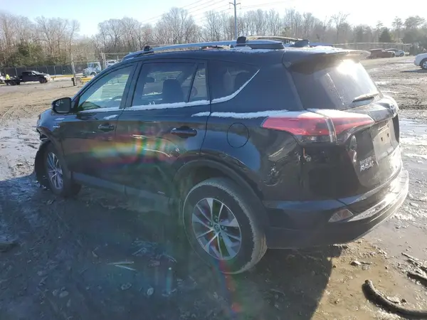JTMRJREV0JD174268 2018 TOYOTA RAV 4 - Image 2
